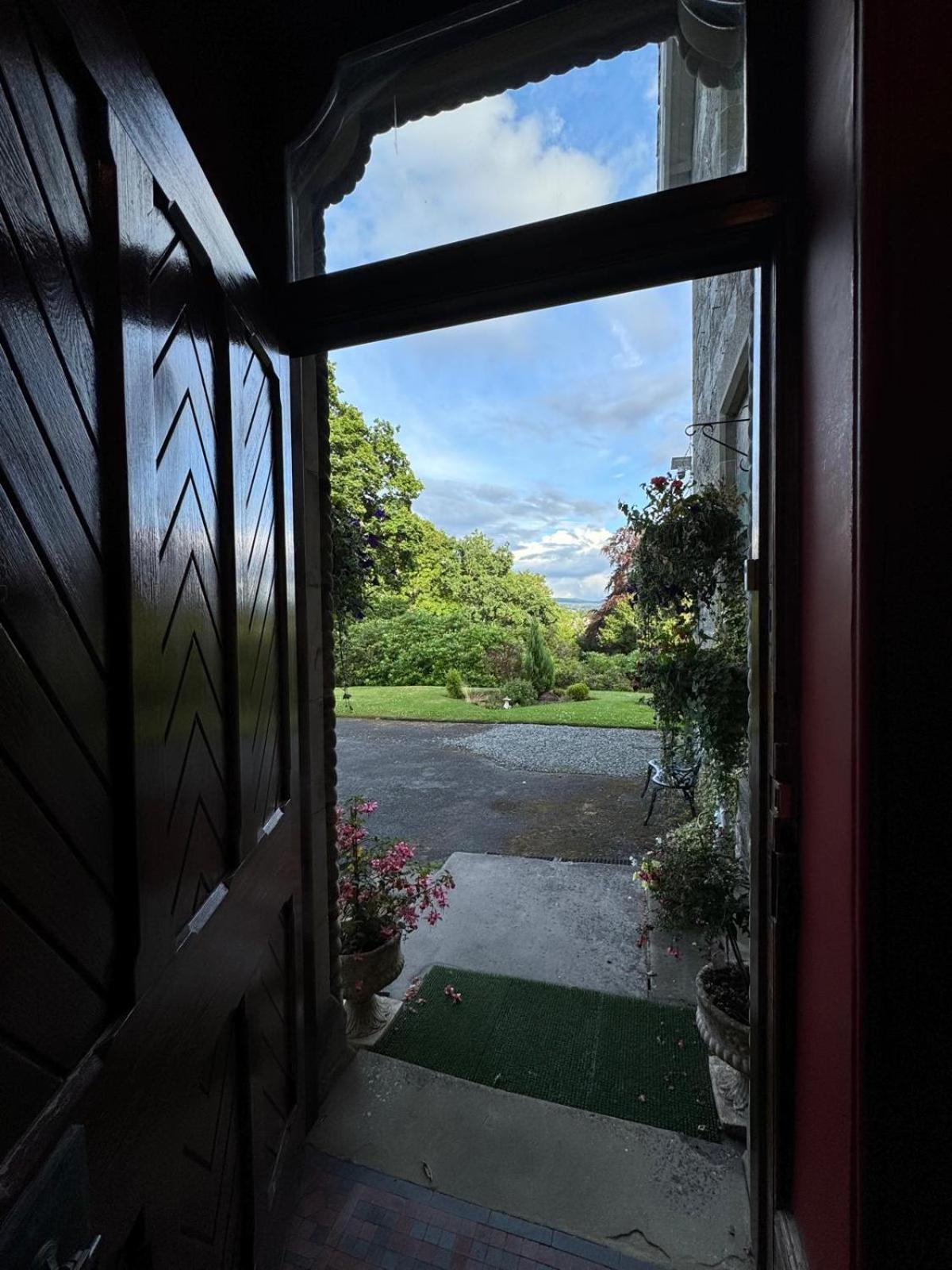 Wellwood Manor Hotel Питлохри Екстериор снимка