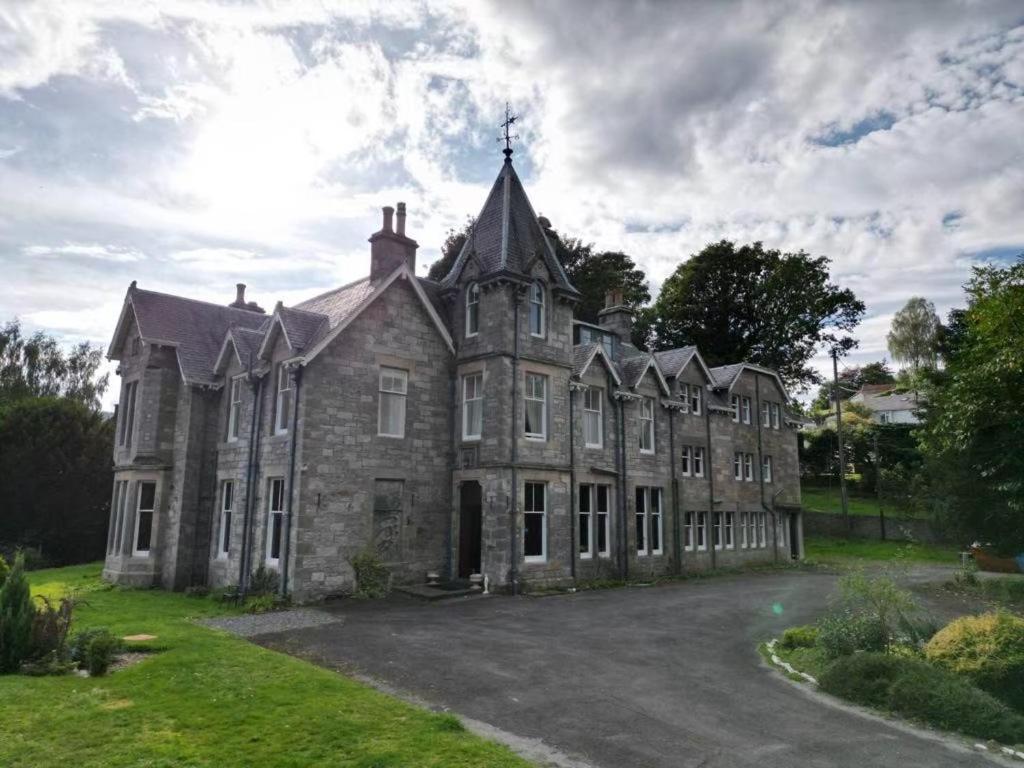 Wellwood Manor Hotel Питлохри Екстериор снимка