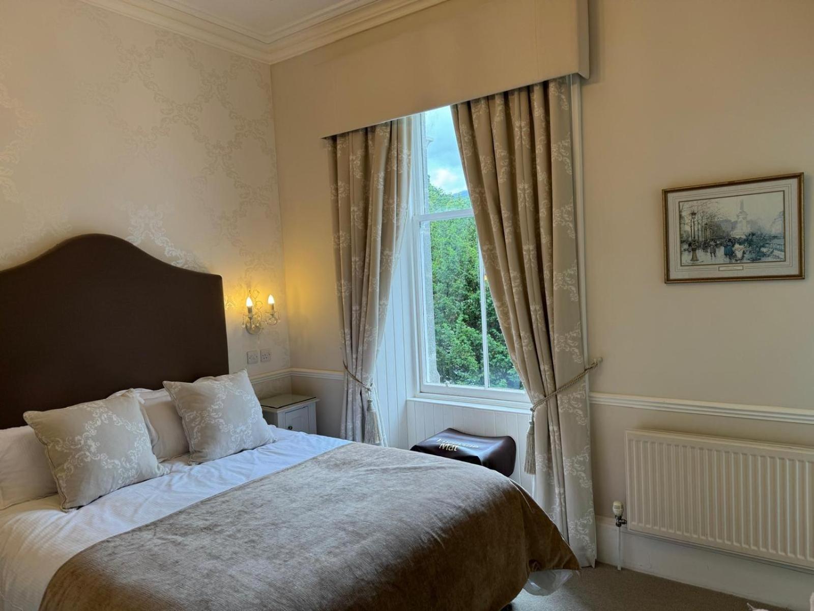 Wellwood Manor Hotel Питлохри Екстериор снимка